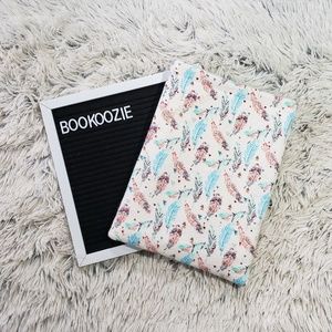 Falling Feathers Travel Buddy